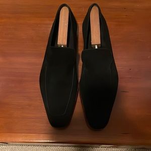 Mezlan Arezzo Black Suede Loafers